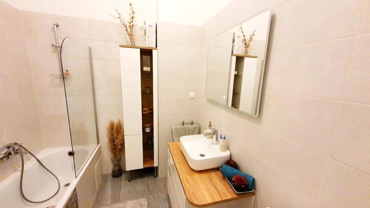 Stylische Ruheoase Apartment Vienna Luaran gambar